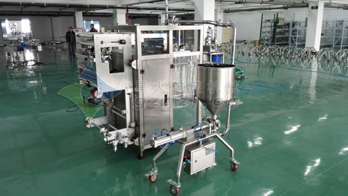 給袋式醬料自動(dòng)包裝機(jī)
