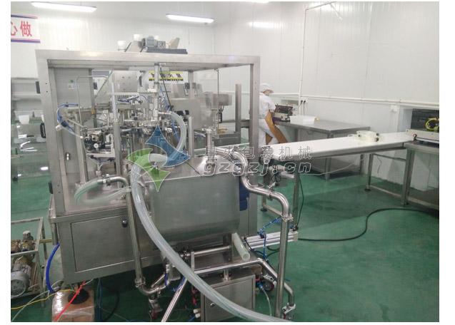 給袋式速食粥包裝機(jī)